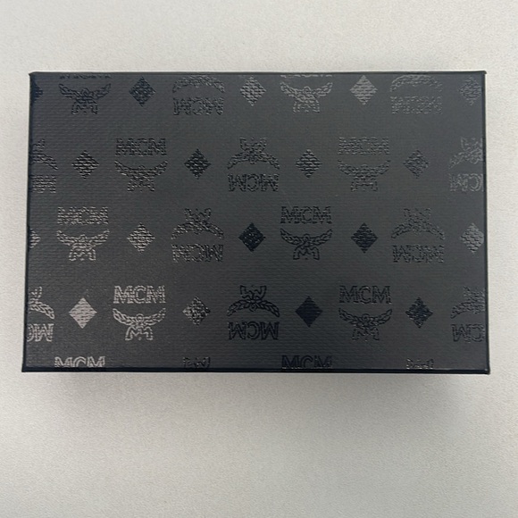 Authentic MCM Black Wallet Box - Picture 11 of 11
